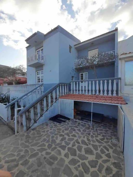Vivenda Com Patio, No Coracao Do Mindelo别墅 外观 照片